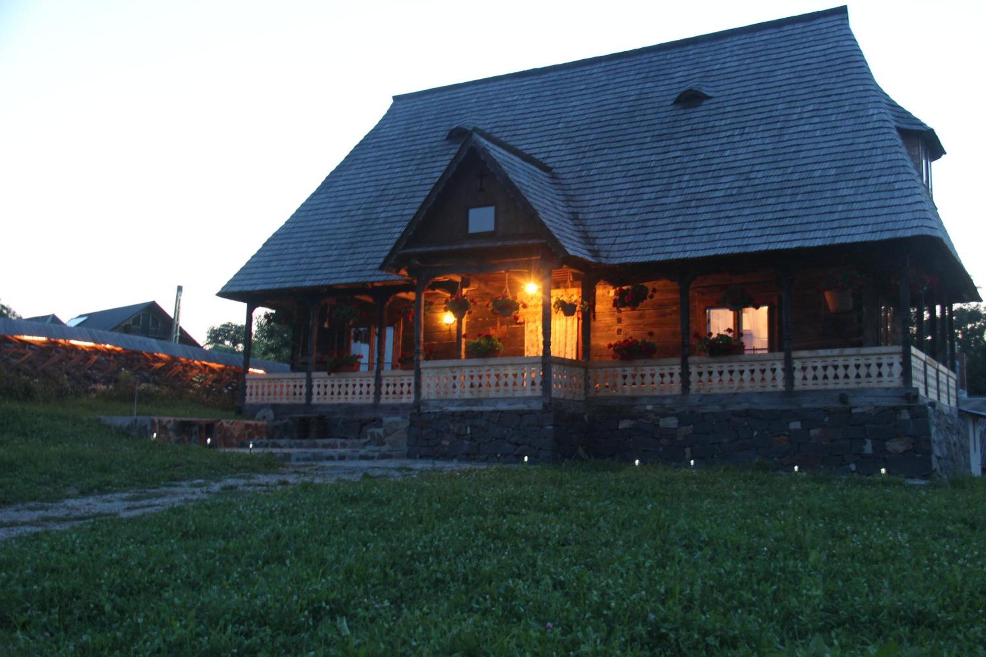 Casa Veche Breb Hotell Exteriör bild